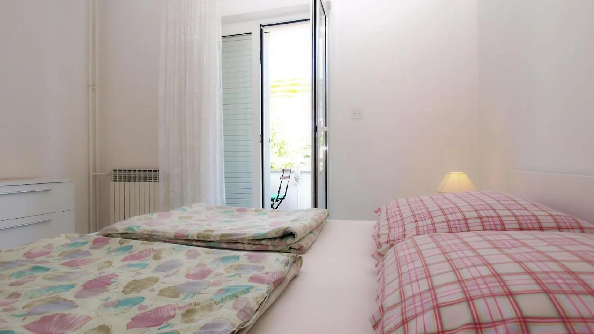 Ferienwohnung Fuer 3 Personen Ca 34 Qm In Pjescana Uvala, Istrien Istrische Riviera Apartment
